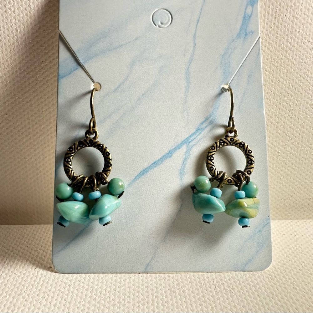 Avon Blissful Blues Turquoise Beaded Drop Earrings With Debossed Metal Southwest - Picture 5 of 6